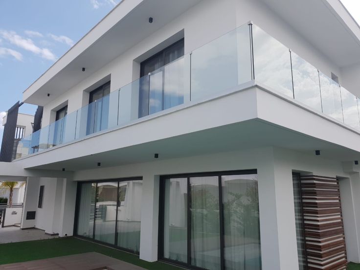 Balustrade din Sticlă Laminată