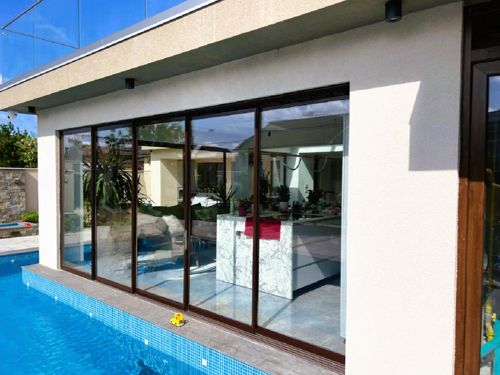 Închidere sticlă 18