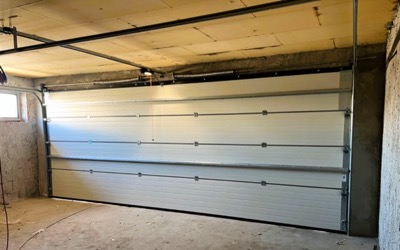 Uși de Garaj